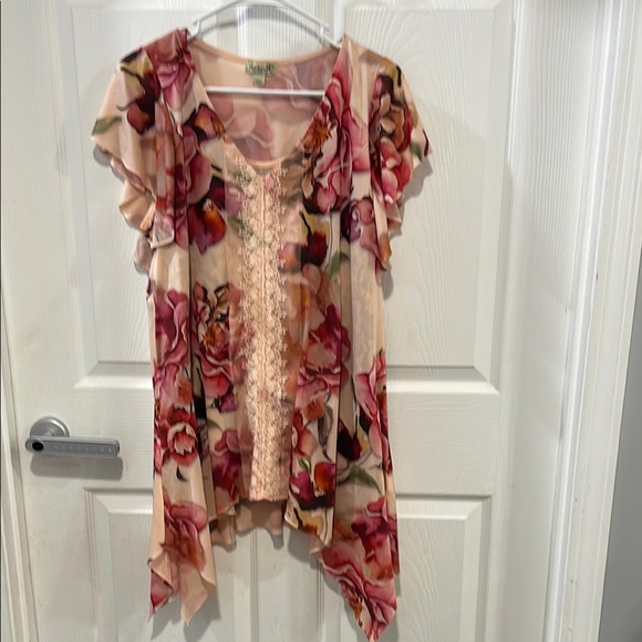 ONE WORLD Tops - One World Floral Pink Women's Top